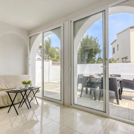 Luna By Interhome Holiday home Empuriabrava