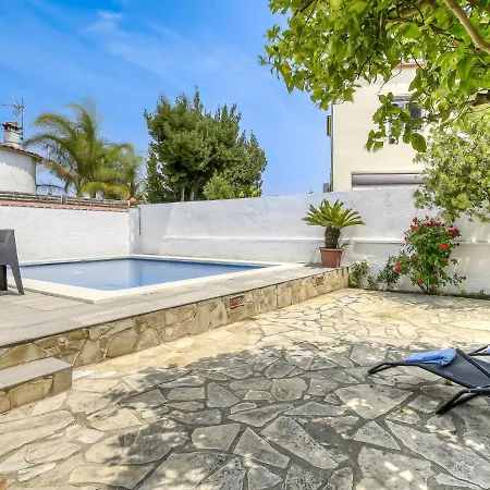 Luna By Interhome Holiday home Empuriabrava